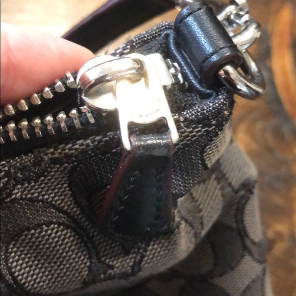 Signature Canvas Black Coach Purse - Picture 7 of 12